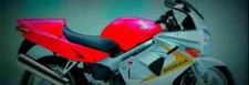 Honda VFR 800 1999 1 A4 Photo