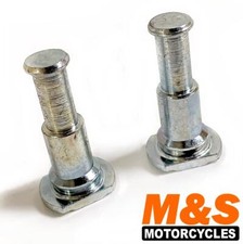 Suzuki GS1100G Axel no2 (Front Caliper Carrier) 83-86 | OEM Part 59306-45200 x 2