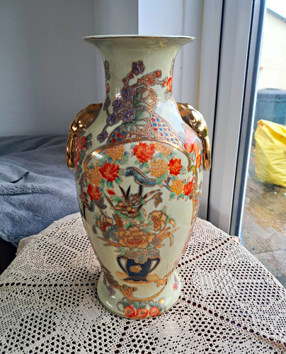 Japanese satsuma hand - , painted