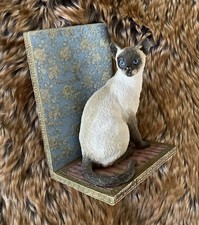 Lesley Anne Ivory 2004 Siamese Cat Bookend