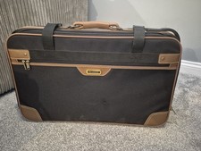 Medium Revelation Suitcase