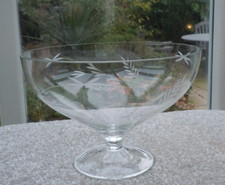Vintage Fine Glass Pedestal Fruit Bowl Large Floral Etched Design Engraved