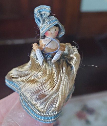 Rare antique miniature peg