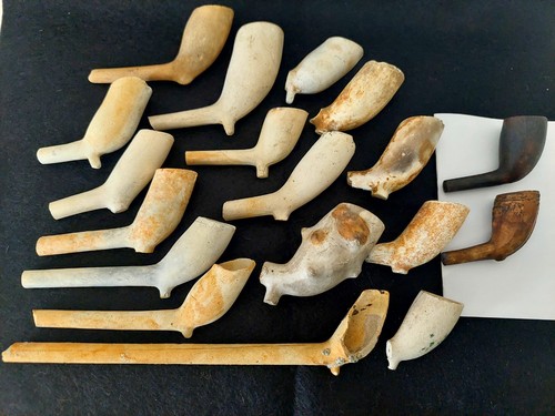 Job lot antique clay - 18,