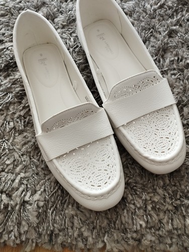 Brand new ladies shoes - brand, 6
