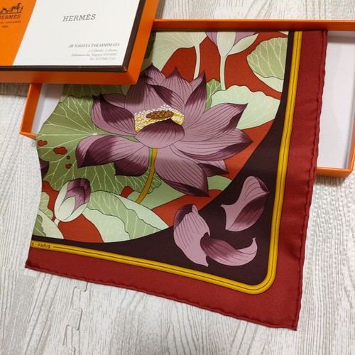Unused box hermes - w/box,
