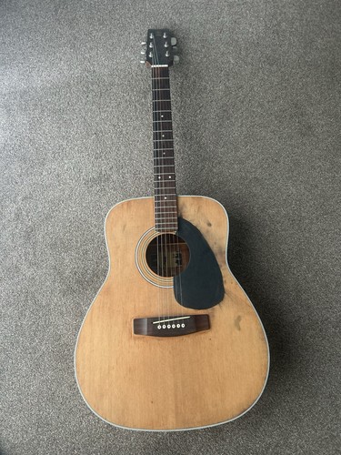 Yamaha f310 acoustic guitar - acoustic,