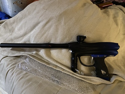 Dye dm6 paintball marker - paintball,