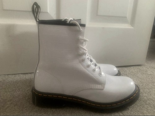 Lovely martens boots - lovely,