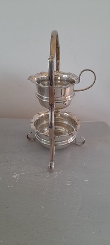 Lovely yeoman silver plate - silver,