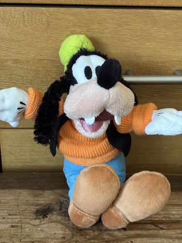 Goofy beanie style soft teddy - goofy,