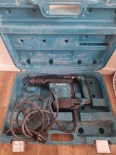 Makita HR3210C Rotary Hammer