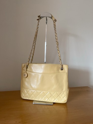 Chanel bag shoulder - chanel,
