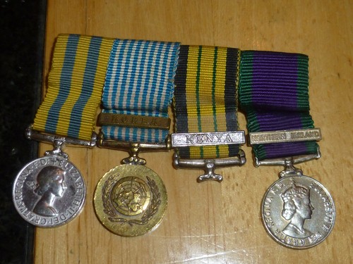 Korea war miniature medal - war,