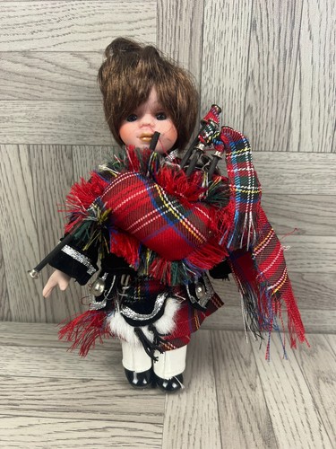 Porcelain scottish piper - scottish, doll