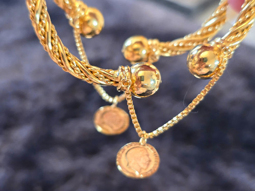 Gold tone rope twist - twist, open