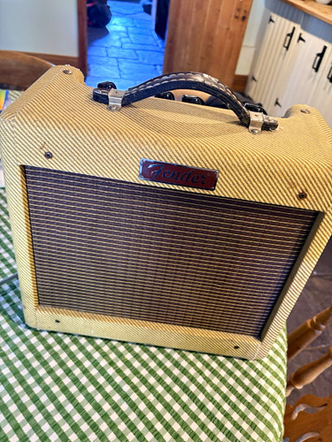 Fender bronco amp - fender,