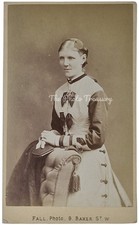 CDV VICTORIAN LADY IN TWO TONE BOW DETAIL DRESS FASHION ANTIQUE FALL LONDON 