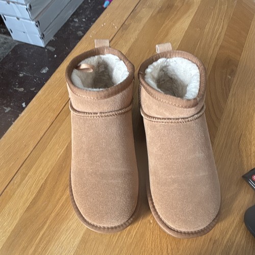 Ugg boots - ugg,