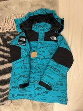 Supreme x The North Face