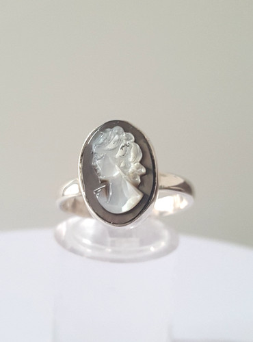 Gorgeous vintage real carved - vintage,