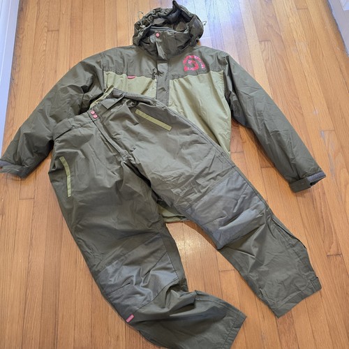 Excellent condition trakker - excellent,