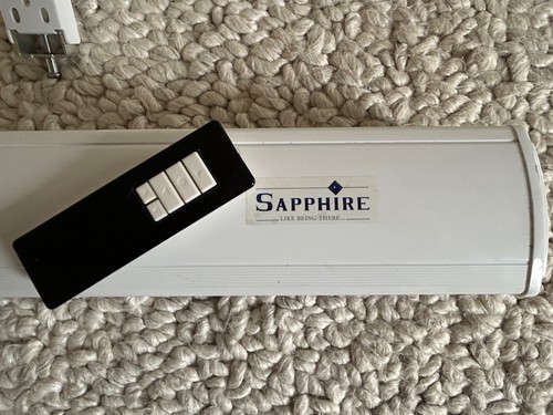 Sapphire motorized - 77”,