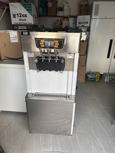 Used catering kitchen - used,