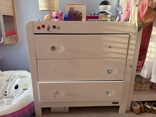 Mamas and papas - papas, dresser