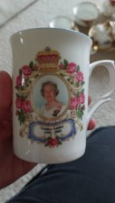 Fine Bone China Queen