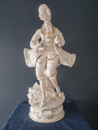 Huge vintage capodimonte italy - vintage,