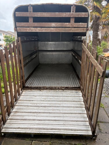 Ifor williams livestock - williams,