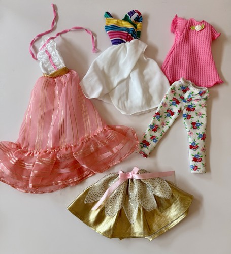 Mattel barbie clothes bundle - mattel,