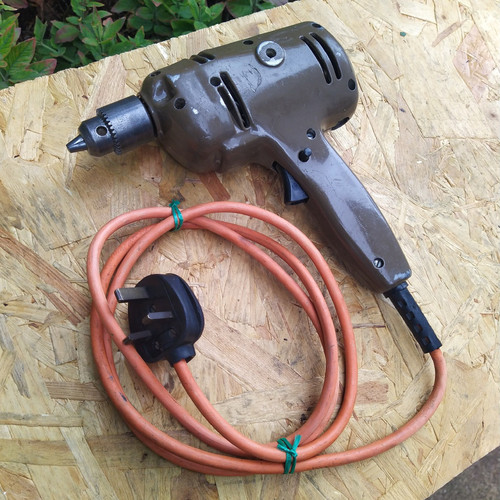 Black decker drill - &,