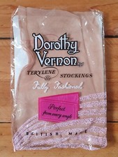 Vintage Dorothy Vernon Fully