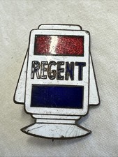 REGENT PETROL PUMP GLOBE MOTOR CAR VINTAGE ENAMEL ADVERTISING BROOCH PIN BADGE