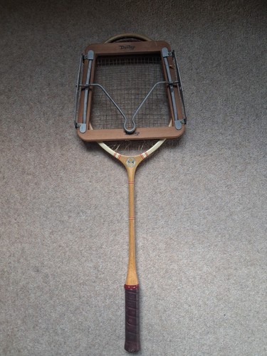 Preston tennis racket wooden - tennis,