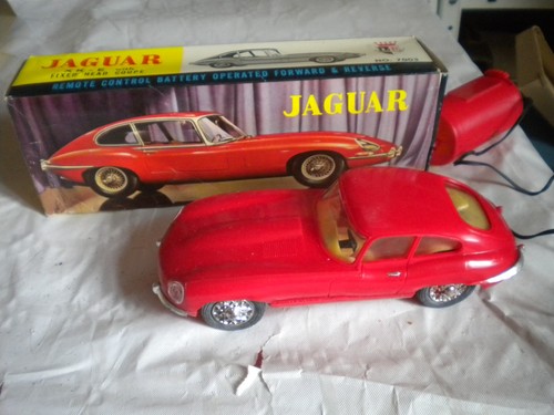 Hong kong plastic jaguar - plastic, xk-e