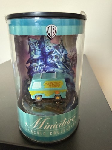 Warner brothers miniature - brothers,