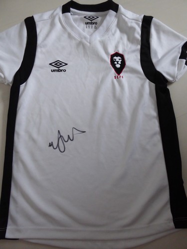Nicky butt signed salford - nicky,