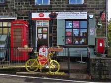 Photo 12x8 Low Bradfield Post