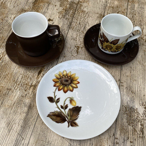 Johnson brothers cups - cups,, saucers