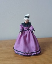 Doll House 1:12 Scale