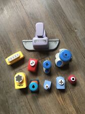 CRAFTROOM CLEAROUT, TONIC ETC PUNCHES 671