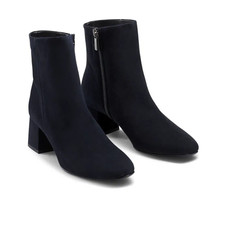 Russell bromley infinity - &,