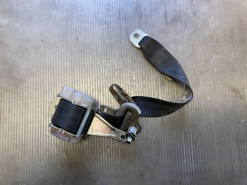 Breaking lexus 300 - lexus,