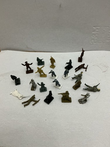 Assorted scale mostly - 21,