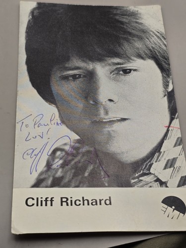 Cliff richard singer singing - cliff,
