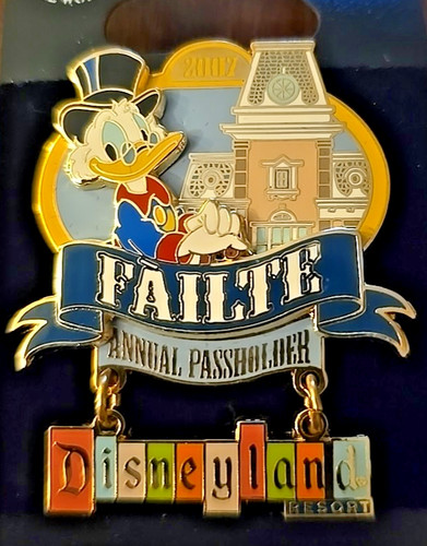 Disneyland scrooge mcduck - scrooge,