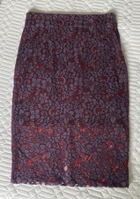 🩷Zara purple & red floral lace overlay knee-length pencil skirt Size L
